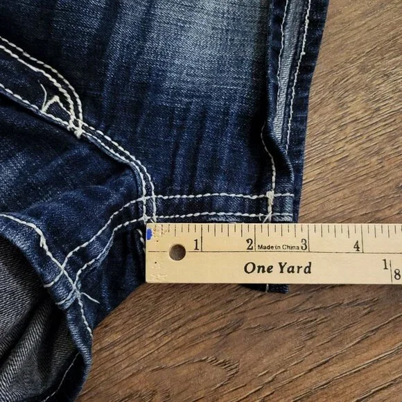 Rock Revival SASHA H32 Shorts Women's Size 29 Bling Pocket Flaps Thick Stitch - Picture 13 of 15